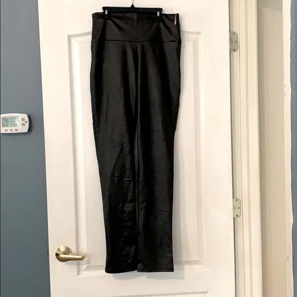 Faux Leather Leggings / Pants